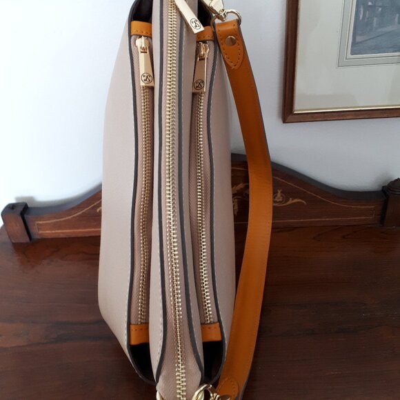 Divina Firenze Genuine Leather Purse - Made in Italy - NWOT - Picture 2 of 4